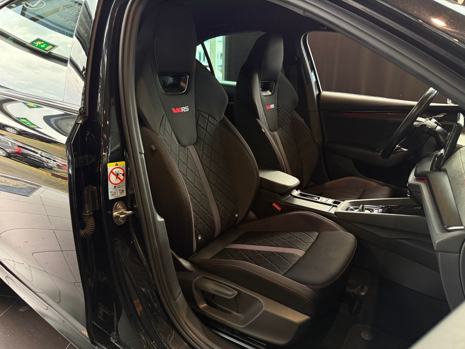 Fahrzeugabbildung SKODA Octavia Lim. RS RFK ACC HUD LED