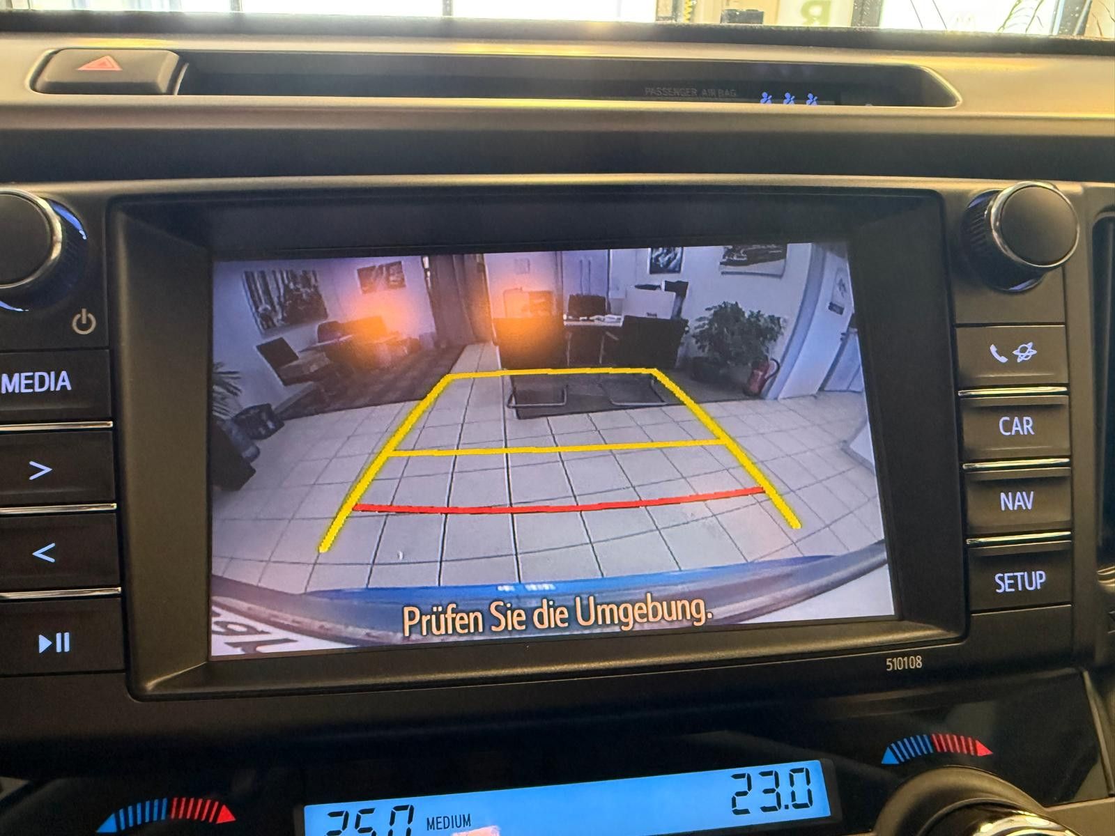 Fahrzeugabbildung Toyota RAV 4 RAV4 Hybrid Edition/ 1.HAND/AHK/KAMERA/LED