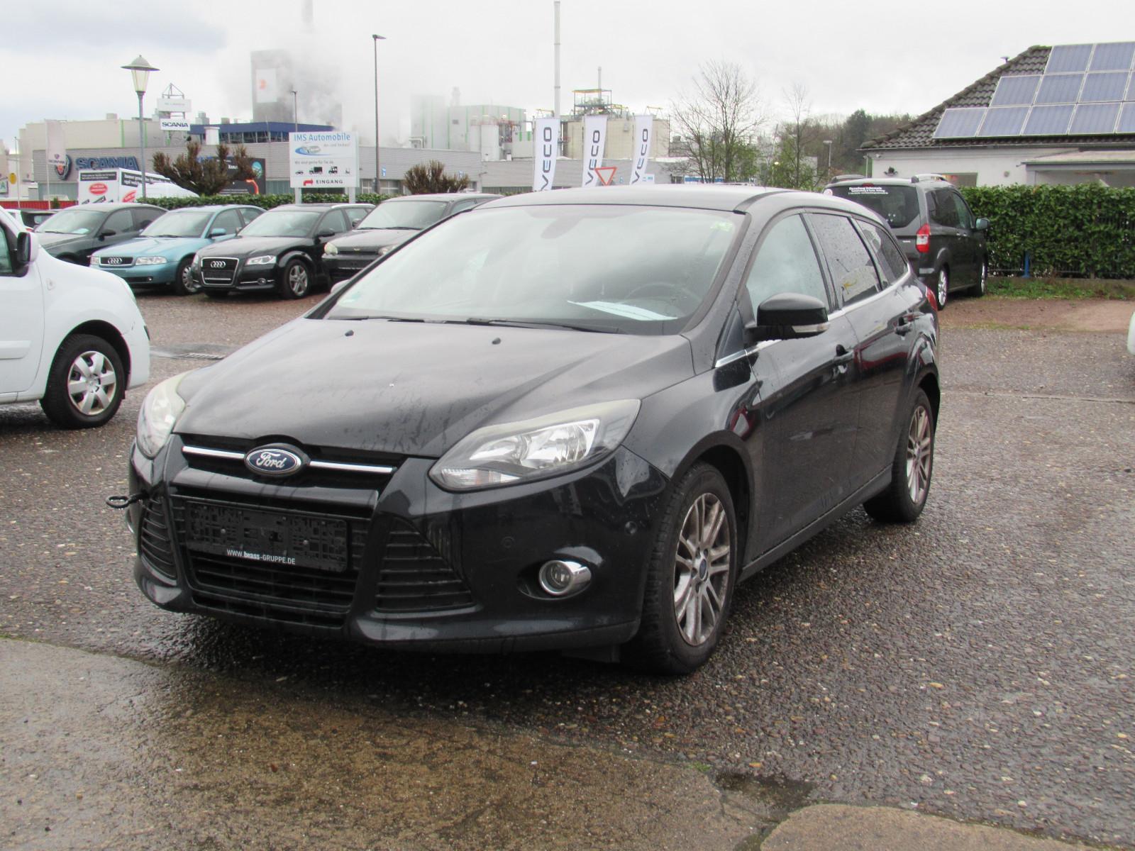 Ford Focus Turnier Titanium*AHK*PDC*SHZ*nichtfahrb*