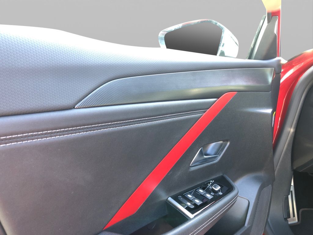 Fahrzeugabbildung Opel Astra Plug-In-Hybrid GS Line