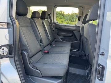 Volkswagen Caddy - 11