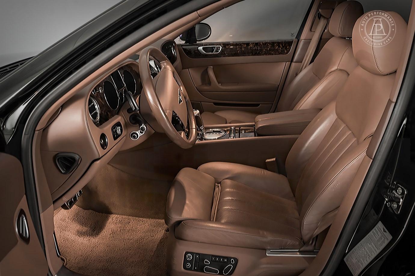 Bentley Continental Flying Spur 6.0 W12 560hp