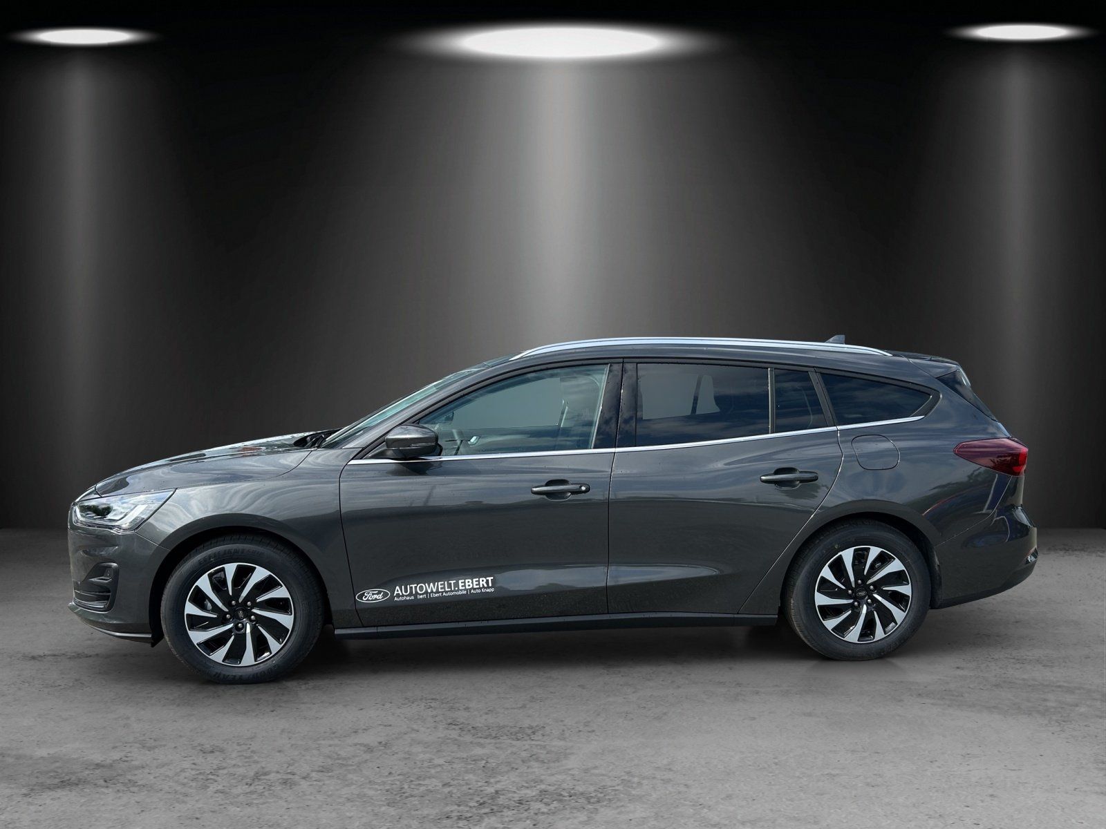 Fahrzeugabbildung Ford Focus Titanium Edition Turnier e.Call Kamera PDC