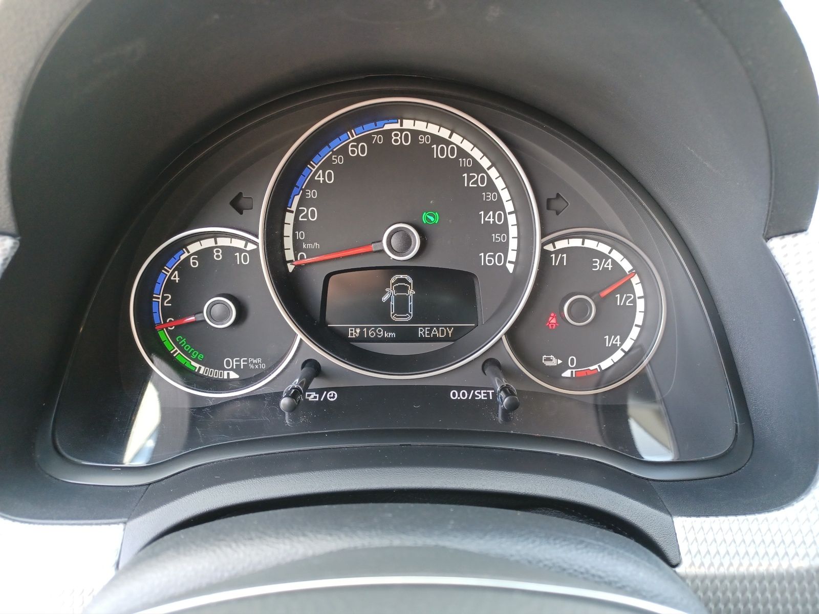 Fahrzeugabbildung Volkswagen e-up! Style-Plus Climatronic DAB SH LM