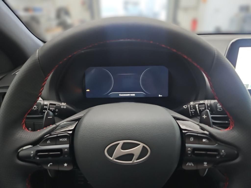 Fahrzeugabbildung Hyundai i30 1.5 T-GDI 7-DCT N-Line 2xKlima Navi LED PDC