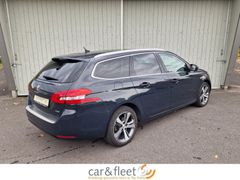 Fahrzeugabbildung Peugeot 308 SW Allure Navi LED Pano SiHz PDC Tempo
