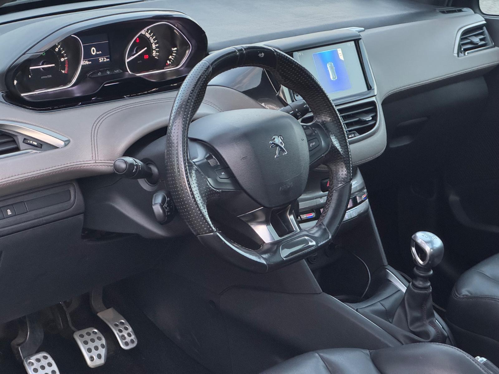 Peugeot 208 XY 1.6 THP 156 ch • BVM • Cuir • Toit Panoramique • GPS