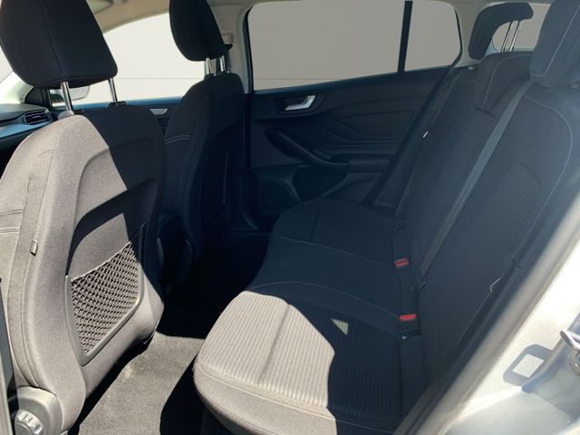 Ford Focus Turnier Titanium 1.5 ACC+Navi+Klima+LED+DA