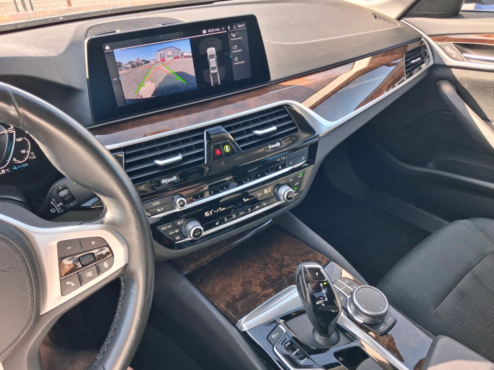 BMW 530 5 Limousine 530 e *LED*Kamera* Top Gepflegt*