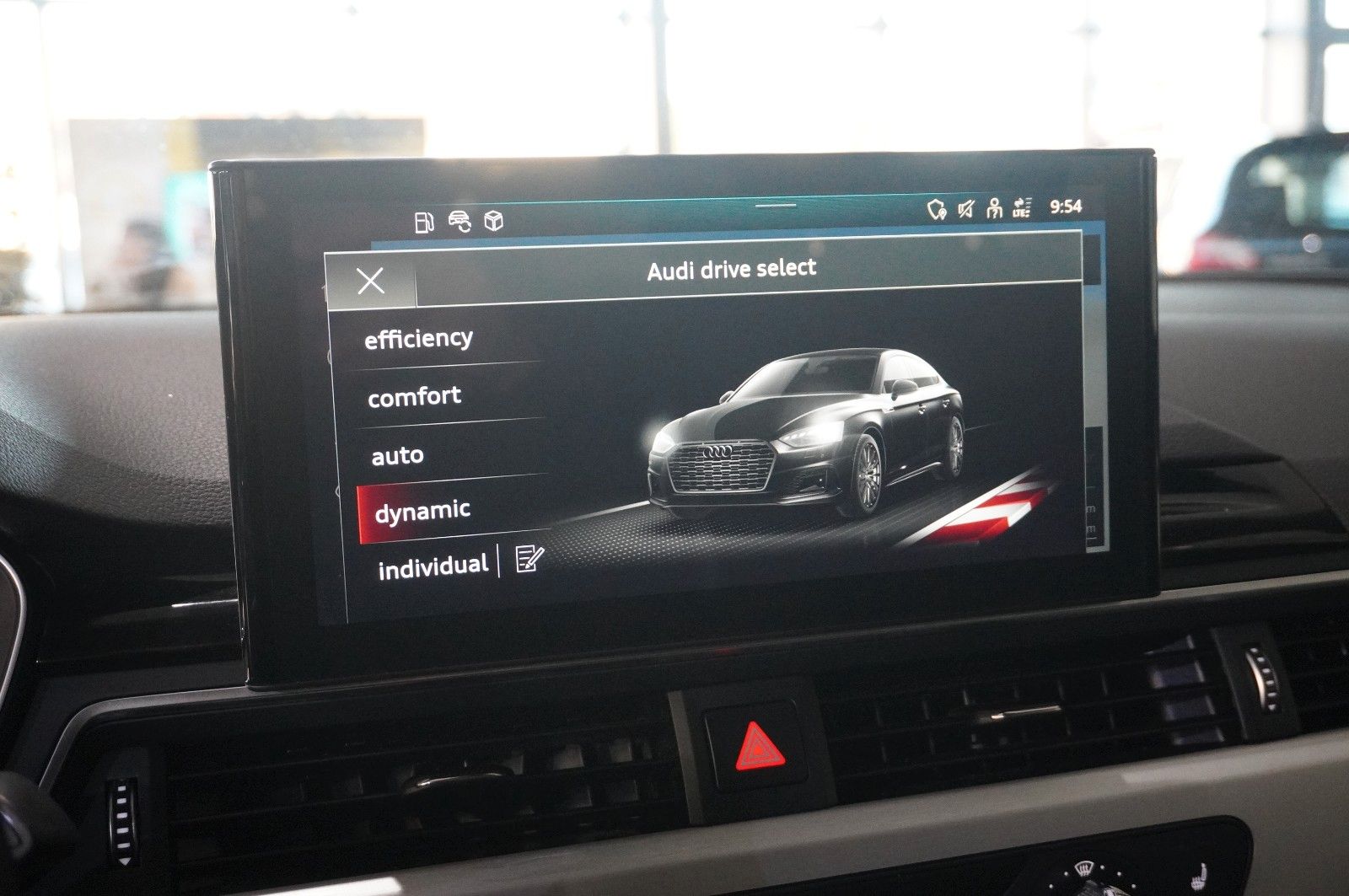 Fahrzeugabbildung Audi A5 Sportback 45 TFSI QUATTRO S-LINE NAVI/MATRIX