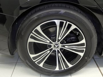 Mercedes E 220 - 11