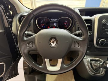 Renault Trafic - 12