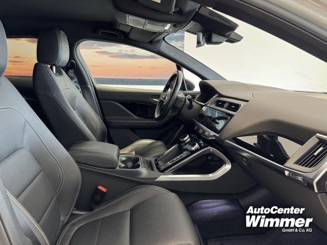 Foto Nummer 4: JAGUAR I-Pace