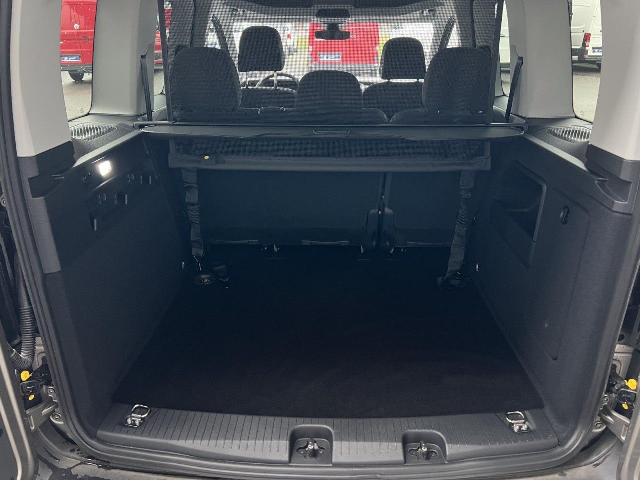 Volkswagen Caddy - Bild 6