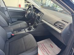 VW Golf VII 1.4 TSI Cup BMT/NAVI/SHZ/AHK/STANDHEIZU