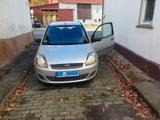 Ford Fiesta 1.4 16V Ghia Ghia - Ford Fiesta aus 2006: Ghia