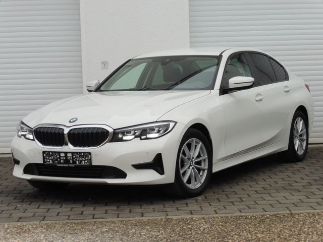 BMW 320d Aut. xDrive LED Navi 360° SHZ 17" 1-Hand