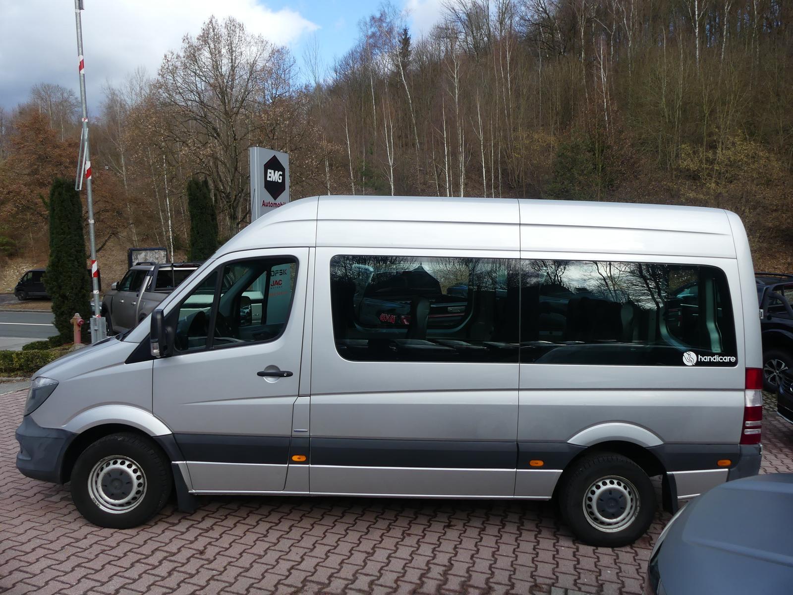 Mercedes-Benz Sprinter 2.1 CDI*AHK*Standhzg.*SHZ*USB*9-Sitzer