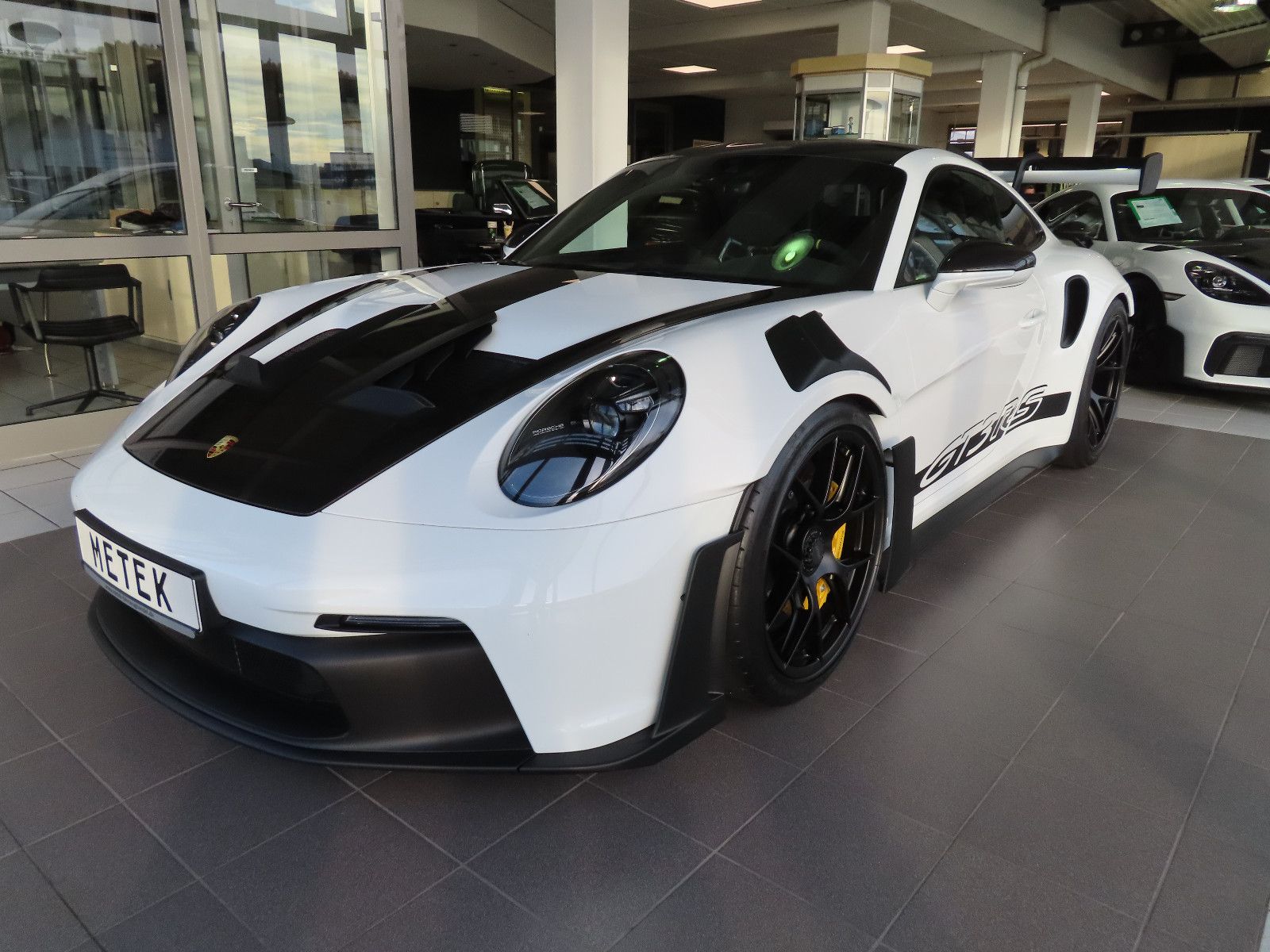 PORSCHE 992 GT3 RS WEISSACH CLUBSPORT