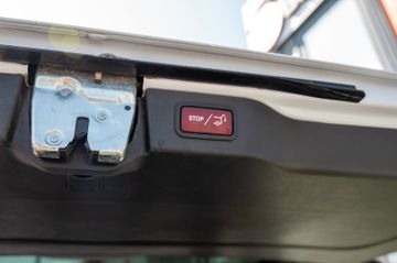 Fahrzeugabbildung Mercedes-Benz V 300 4MATIC|360°|AHK|SHZ|PANO|SPUR|TOTW.