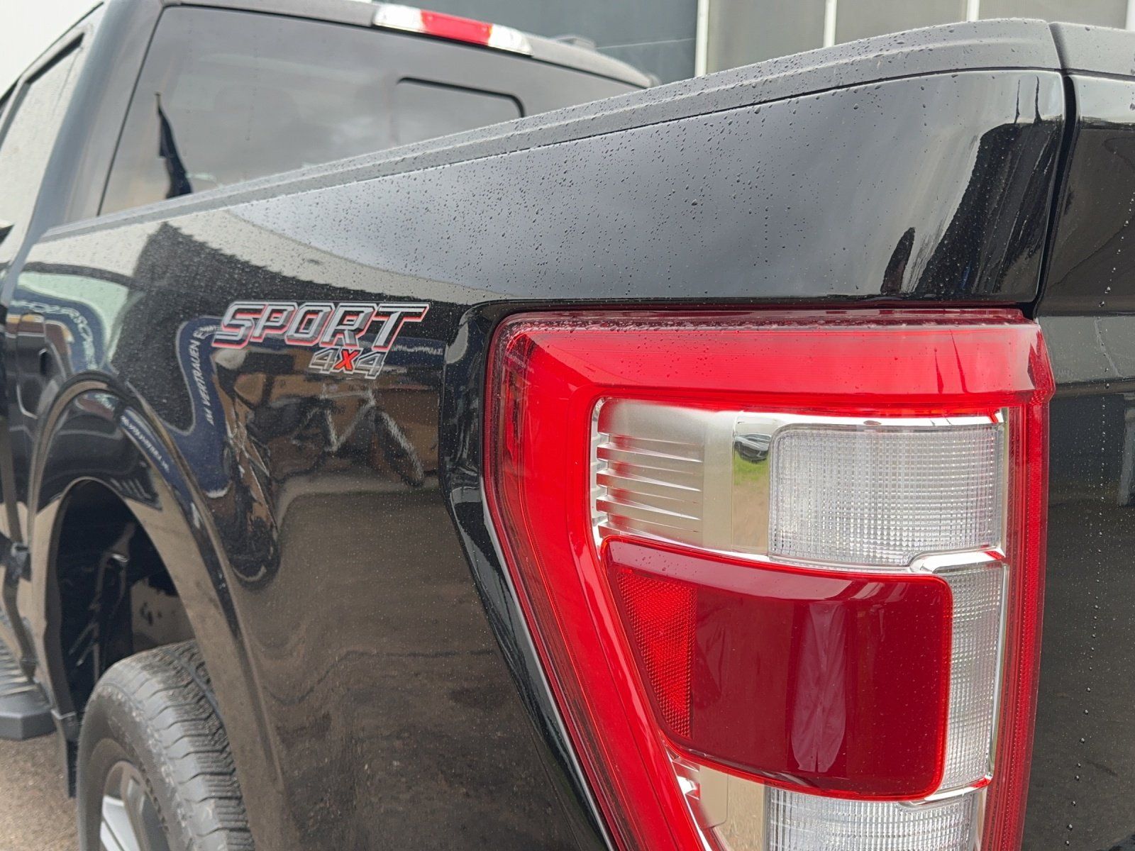 Fahrzeugabbildung Ford F-150 Lariat BLACK 4x4 NAVI/AHK/360°/PANORAMA