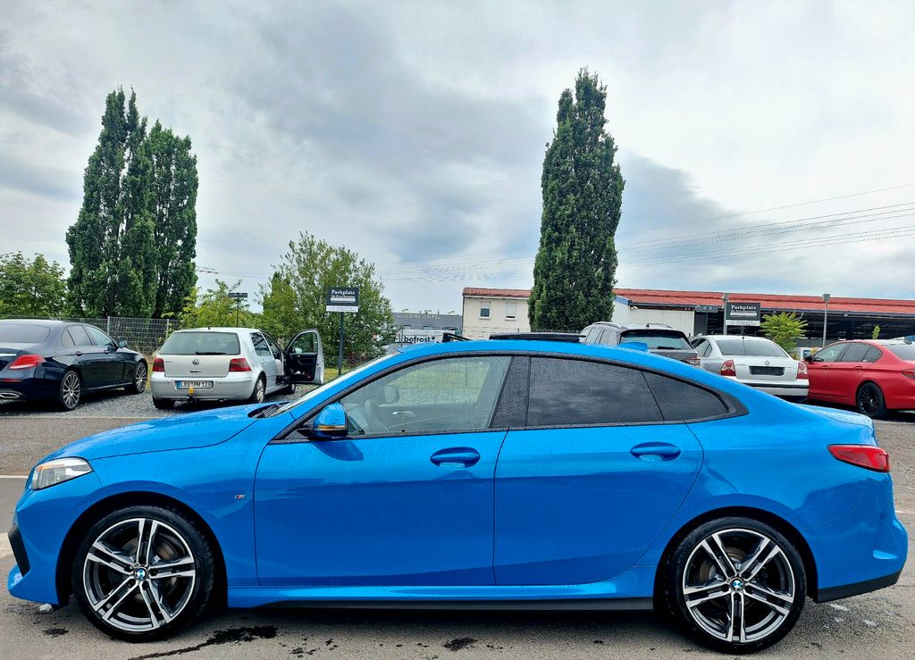 Image of BMW 218
