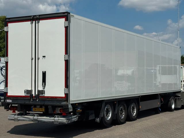 Schmitz Cargobull Carrier Vector 1550 City / OV-Laadklep / Tussens