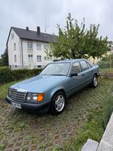 Mercedes-Benz Mercedes Benz w124 E230 - Mercedes-Benz aus 1987: W124