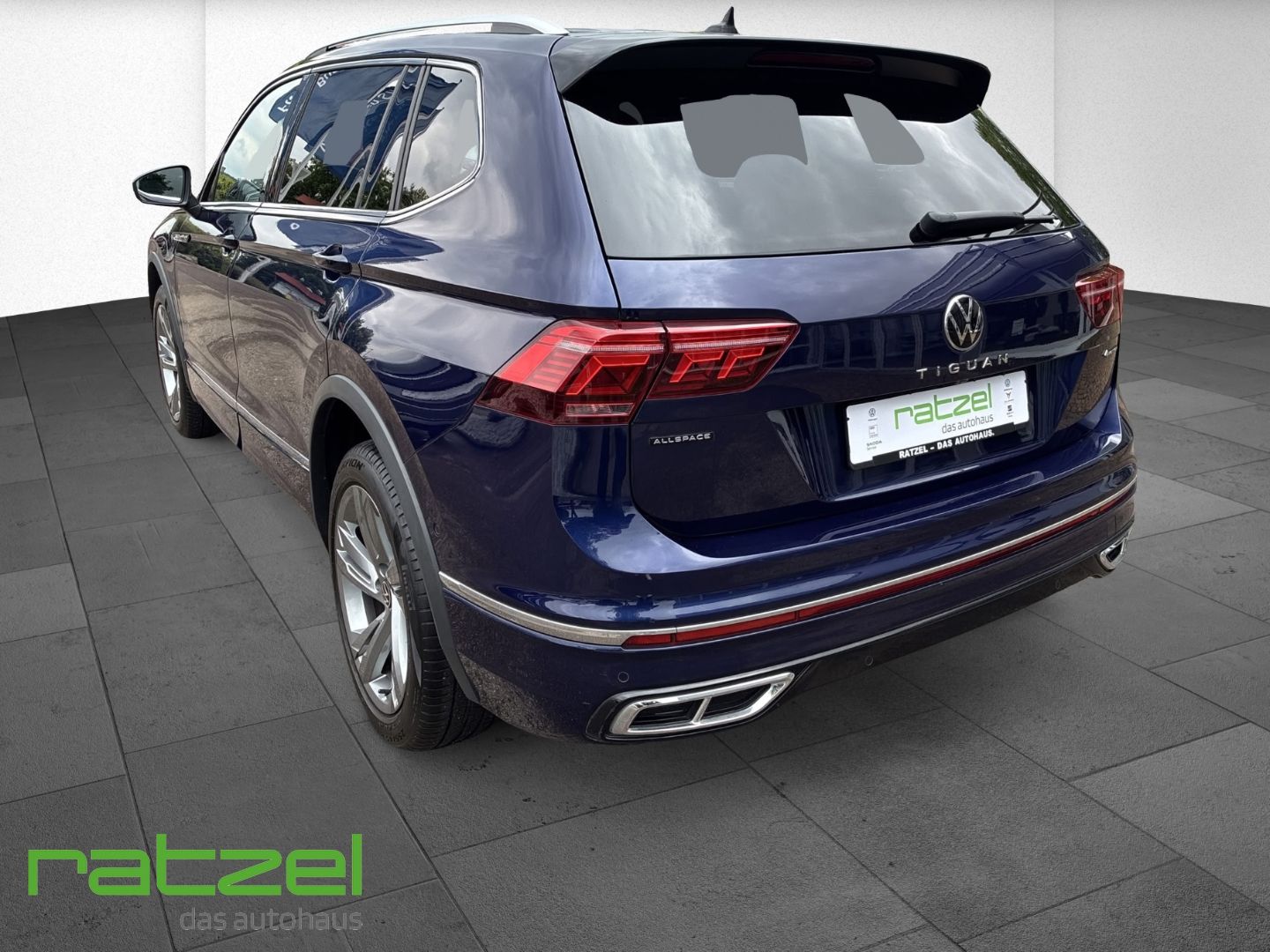 Fahrzeugabbildung Volkswagen Tiguan Allspace 4Motion R-Line 2.0 TDI DSG HUD P