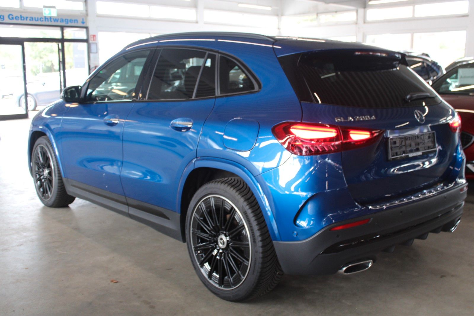 Fahrzeugabbildung Mercedes-Benz GLA 200 d Aut. AMG-Line Adv. Plus Multibeam MBUX
