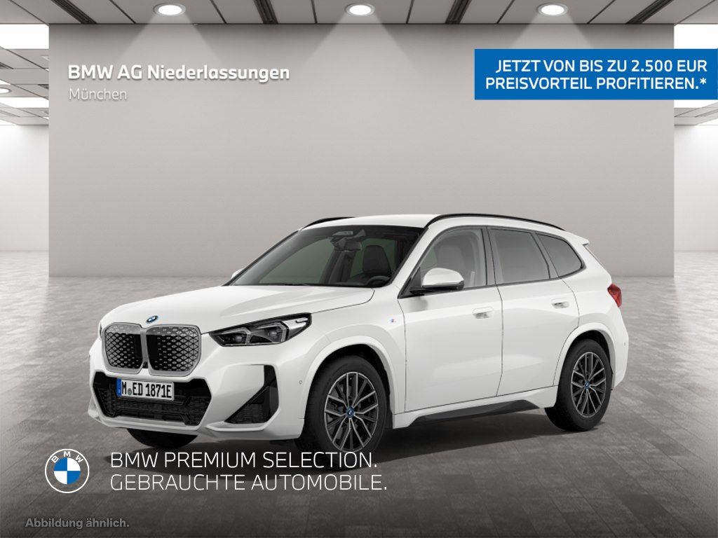BMW iX1 xDrive30 M Sport AHK Driv.Assist.Prof LED