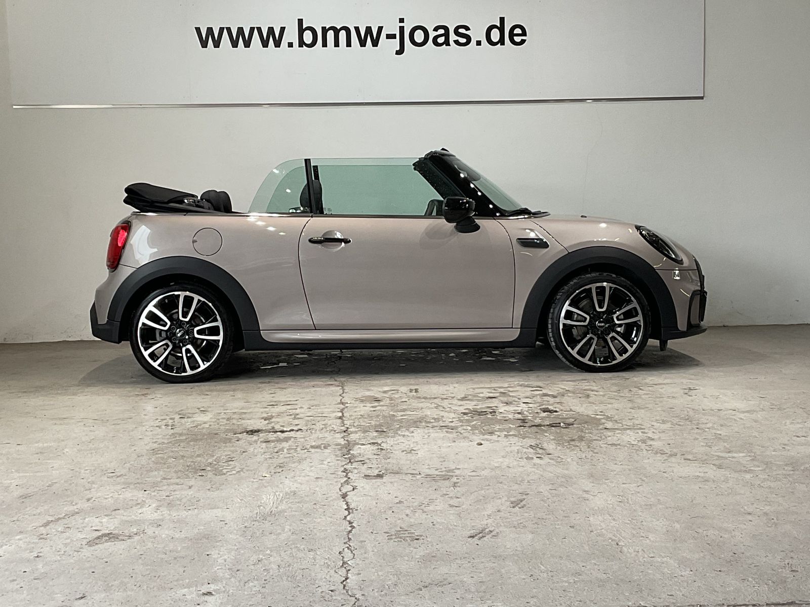 Fahrzeugabbildung MINI Cooper Cabrio RFK Navi Komfortzg. Shz