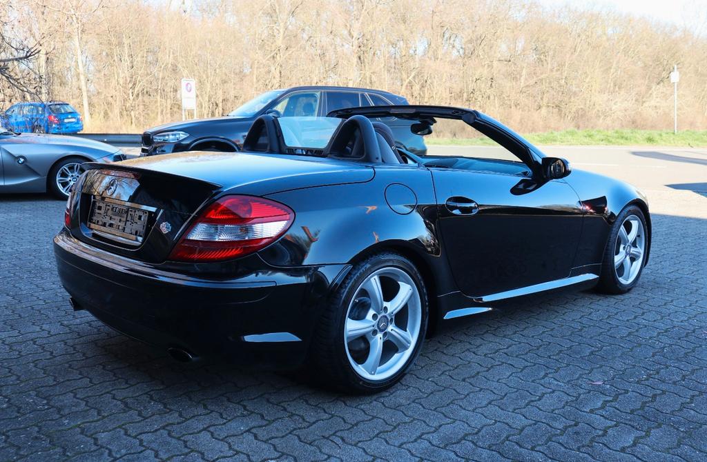 Mercedes-Benz SLK 200