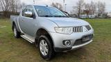 Mitsubishi L200 Invite Club Cab 4WD - Mitsubishi L200: Club Cab
