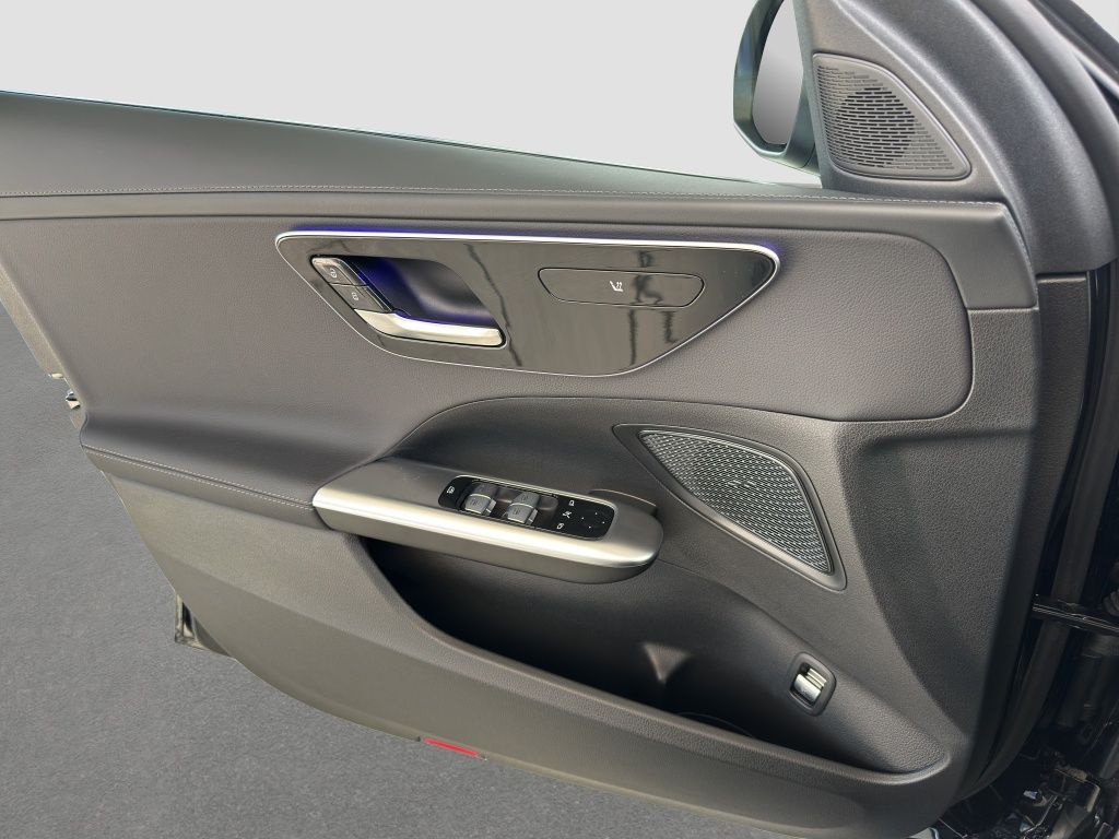 Fahrzeugabbildung Mercedes-Benz C 300 T-Modell AMG Line*el. Heckklappe*LED*AHK