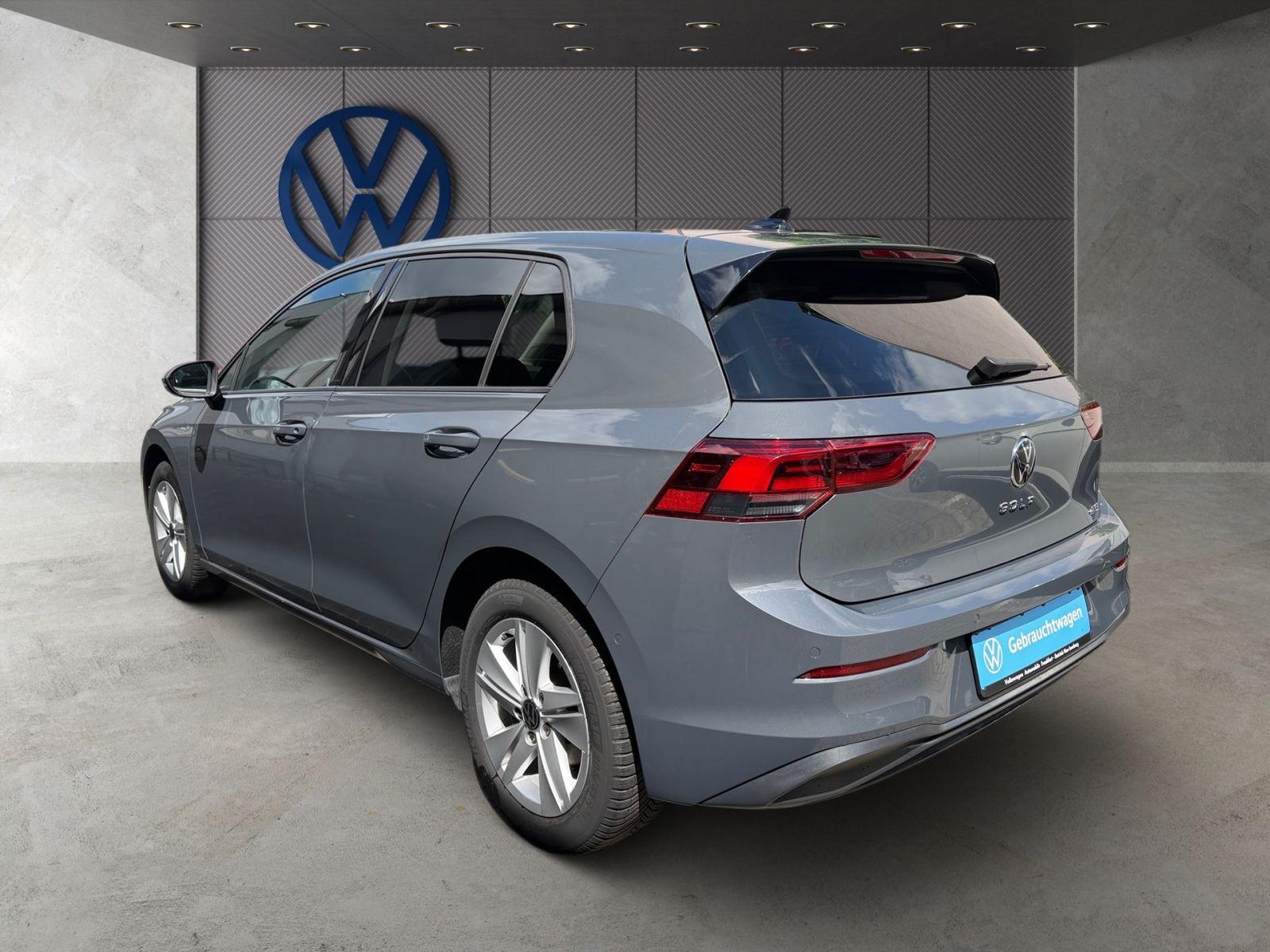 Volkswagen Golf VIII 1.5 eTSI DSG Life Navi Rückfahrkamera, миниатюра 4