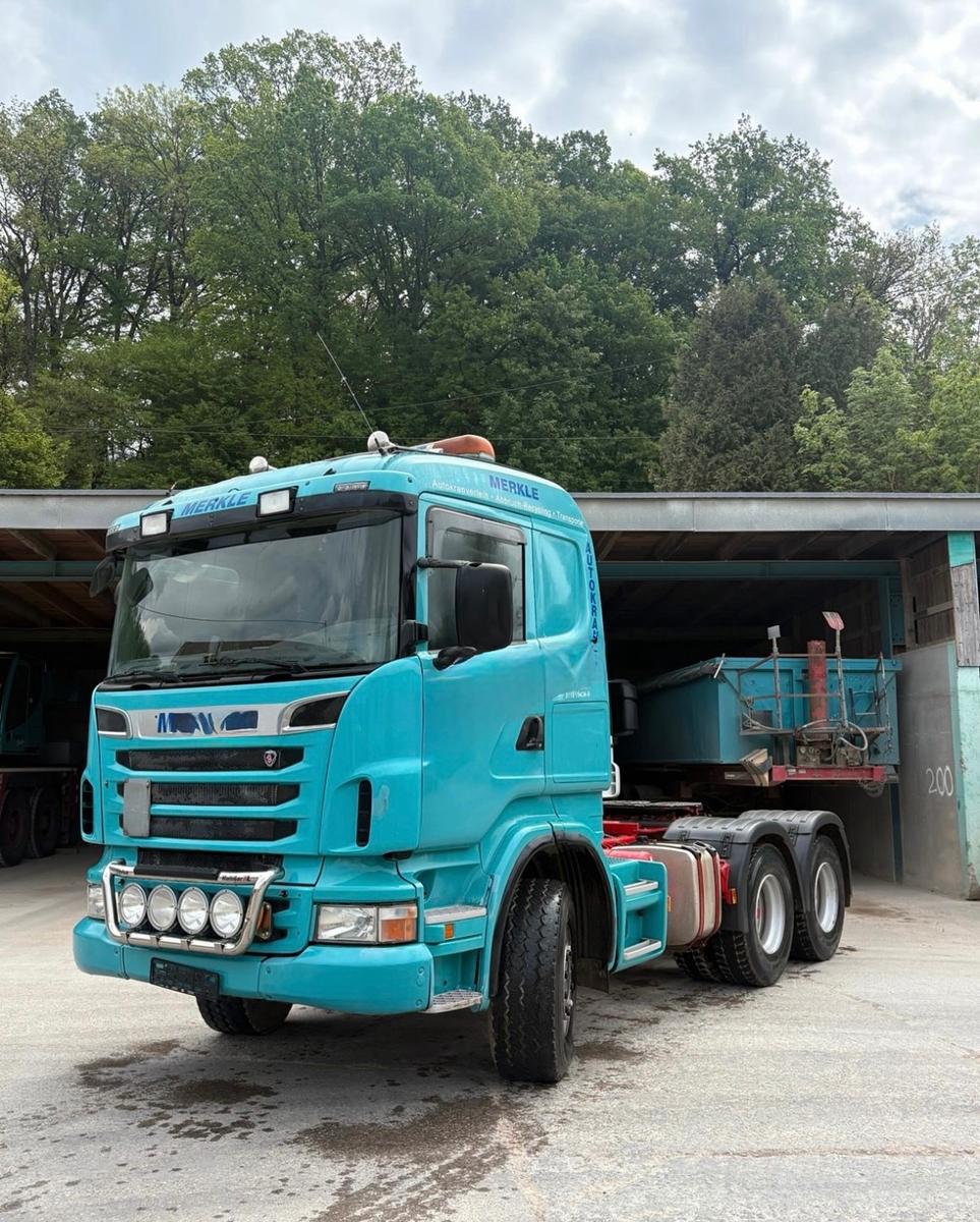Scania R560 V8 6*4 Sattelzug schalter blatt-blatt