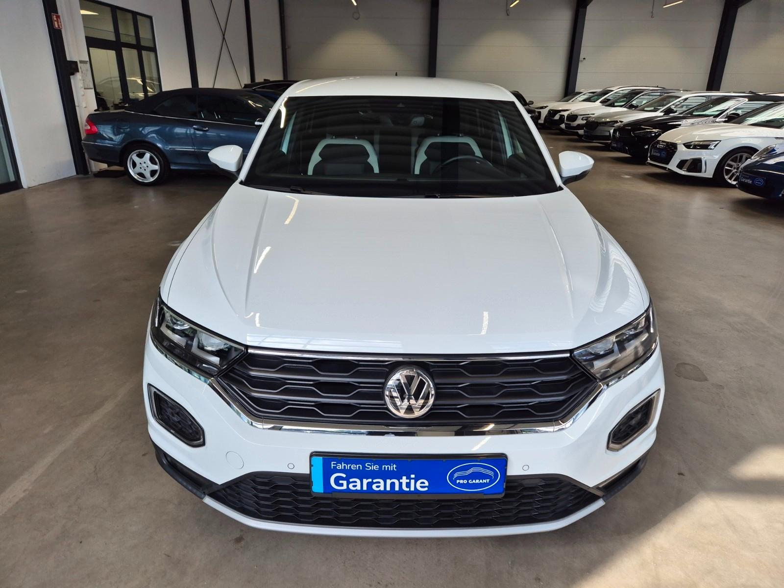 Volkswagen T-ROC SPORT 1.5 TSI NAVI SITZHZ LED CAM ACC SPUR