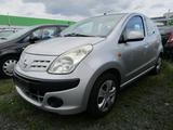 Nissan Pixo Acenta - silberne Nissan Pixo