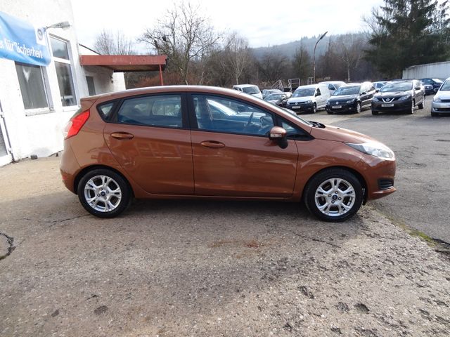 Fahrzeugabbildung Ford Fiesta Sync Edition/1.Hd/Klima/SitzH/PDC/60TKM/