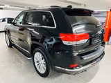 Jeep Grand Cherokee 3.0 CRD Summit Fond Entertainment - Jeep Grand Cherokee in Essen