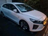 Hyundai ioniq 2017 Premium Hybrid - Hyundai IONIQ von privat