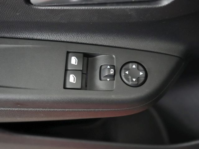 Corsa-e F EDITION 50kWH AT+SITZHEIZUNG+PARKPILOT