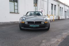 Fahrzeugabbildung BMW Z8 Roadster Alpina/Stratusgrau/Performance Paket