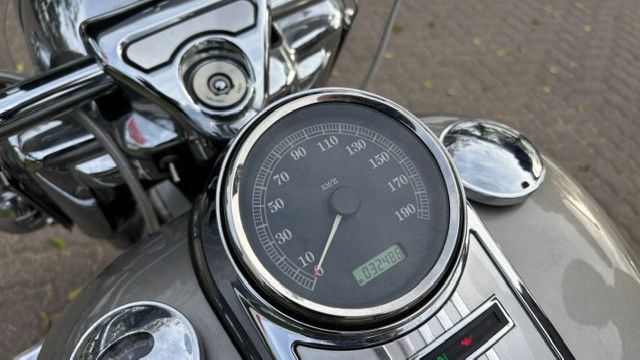 Fahrzeugabbildung Harley-Davidson Road King