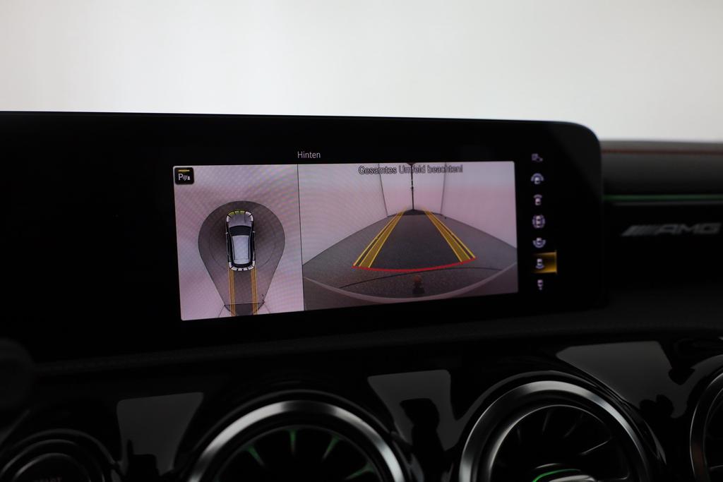 Mercedes-Benz CLA 45 AMG Shooting Brake