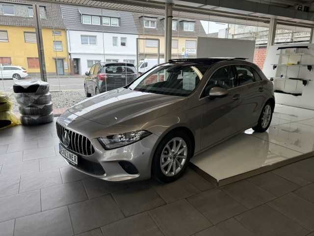 MERCEDES-BENZ A 180  Progressive A 180, Progressive*Navigation