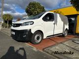 Opel Vivaro -C- Cargo M 2.0D Edition 3-Sitzer feste A - Opel Vivaro: Limousine