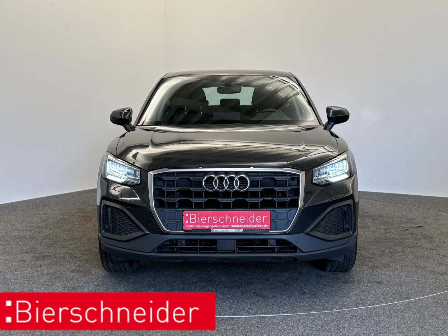 Audi Q2 35 TFSI LED KAMERA NAVI 18 PDC DAB