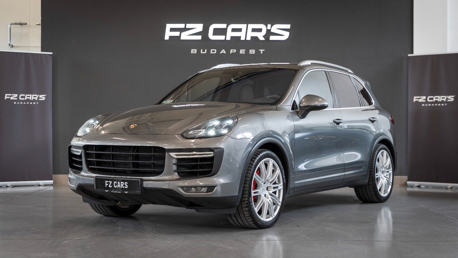 PORSCHE Cayenne Turbo